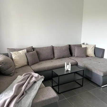 Niko Apartment